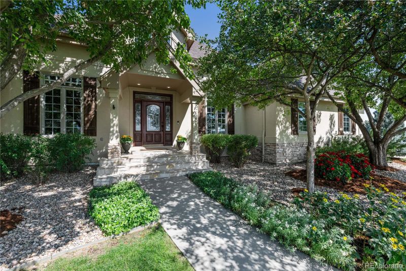 7614 Crestview Dr, Niwot, CO 80504