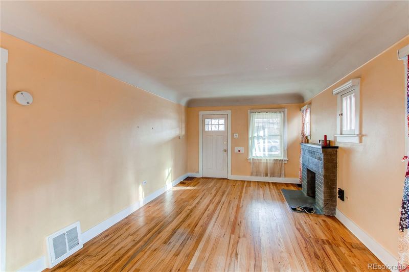1675 S Marion St, Denver, CO 80210