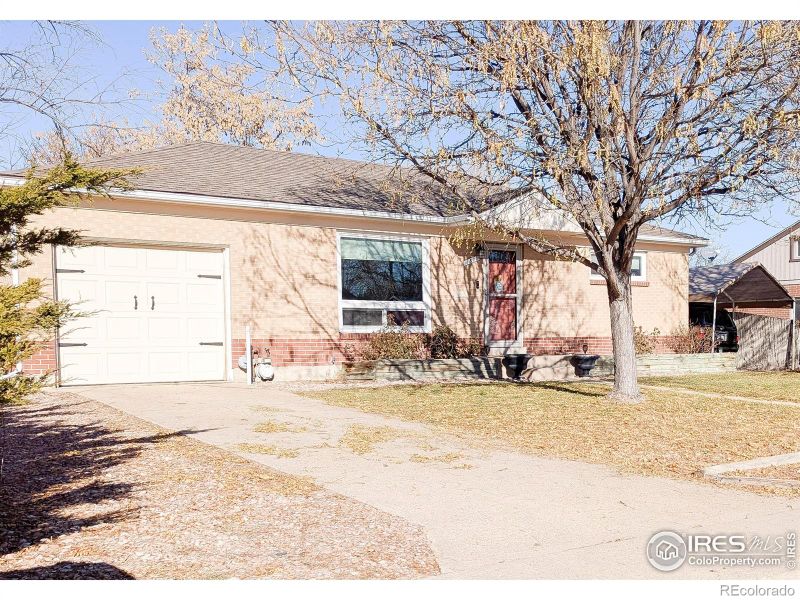 1881 E 112th Pl, Northglenn, CO 80233