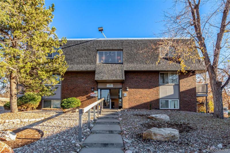 100 E Highline Cir #306, Centennial, CO 80122