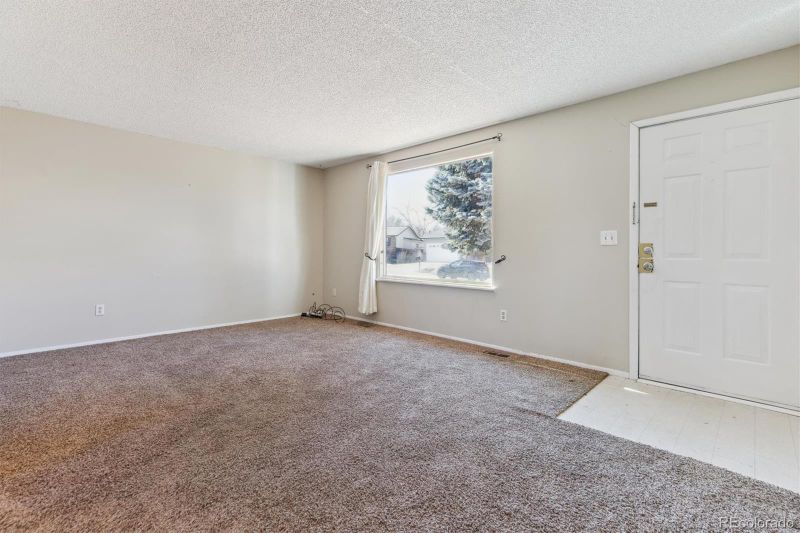 6572 S Dover St, Littleton, CO 80123