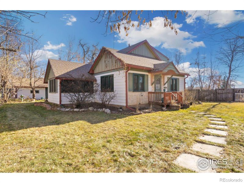 260 Logan Ave, Loveland, CO 80537