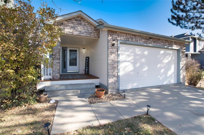 22381 E Oberlin Dr, Aurora, CO 80018