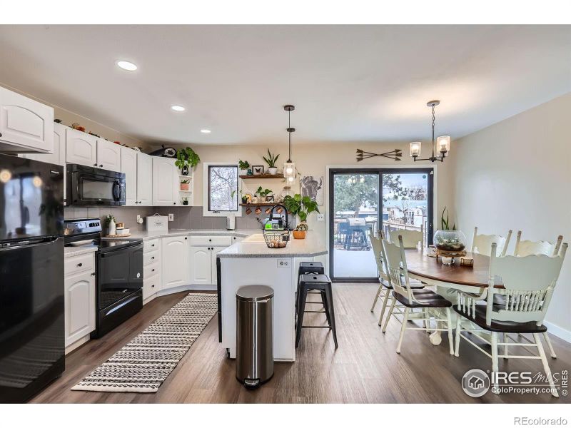 321 W 50th St, Loveland, CO 80538