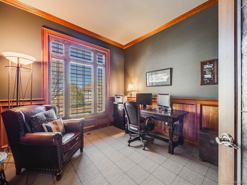 8200 Harbortown Pl, Lone Tree, CO 80124