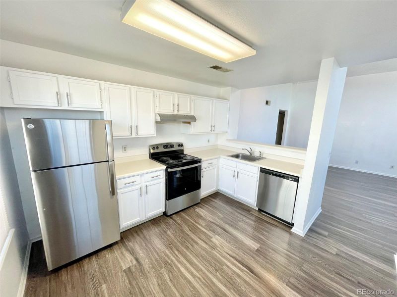 5765 W Atlantic Pl #304, Lakewood, CO 80227
