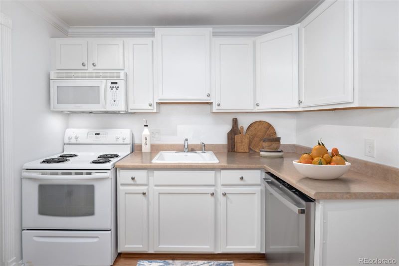 1 S Pennsylvania St #104, Denver, CO 80209