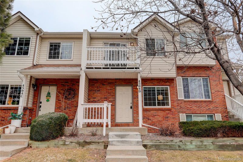 4504 S Cimmarron Cir #D, Aurora, CO 80015