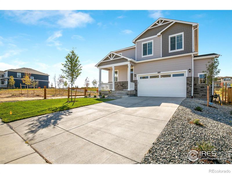 4208 Sandstone Dr, Mead, CO 80504