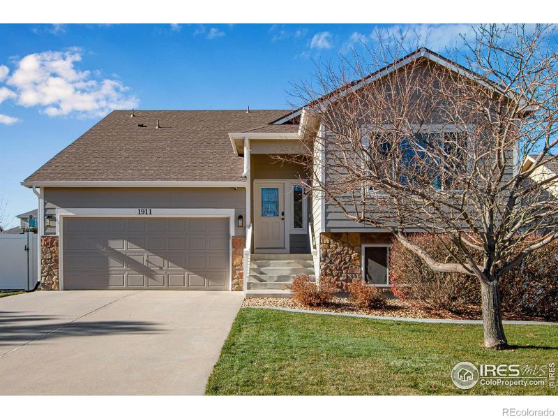 1911 88th Ave Ct, Greeley, CO 80634