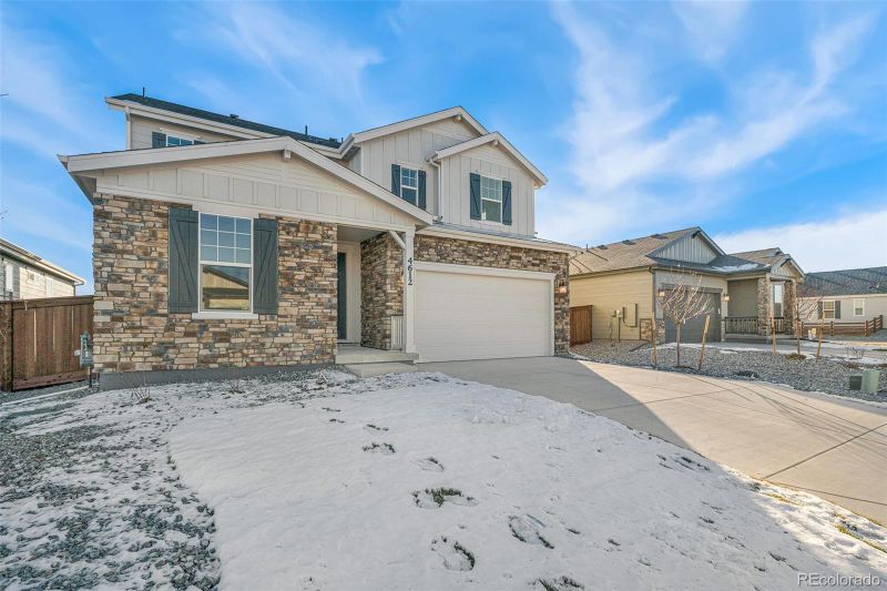4612 Amrock Dr, Johnstown, CO 80534