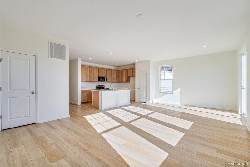 4602 Amrock Dr, Johnstown, CO 80534