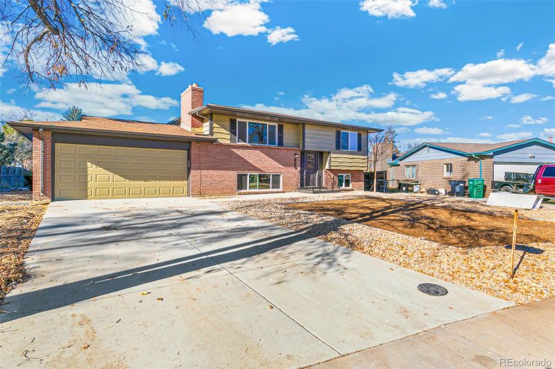 409 S Uvalda Cir, Aurora, CO 80012