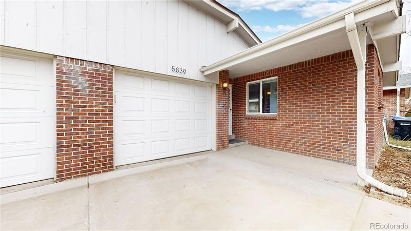 5837 Newcombe Ct, Arvada, CO 80004
