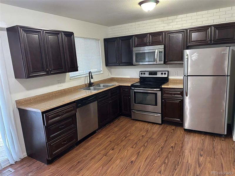 2725 E 97th Ave, Denver, CO 80229