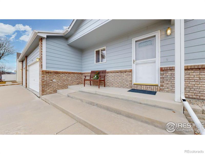 402 Aurora Way, Fort Collins, CO 80525