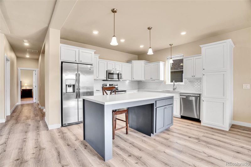 7881 St Vrain Dr, Frederick, CO 80530