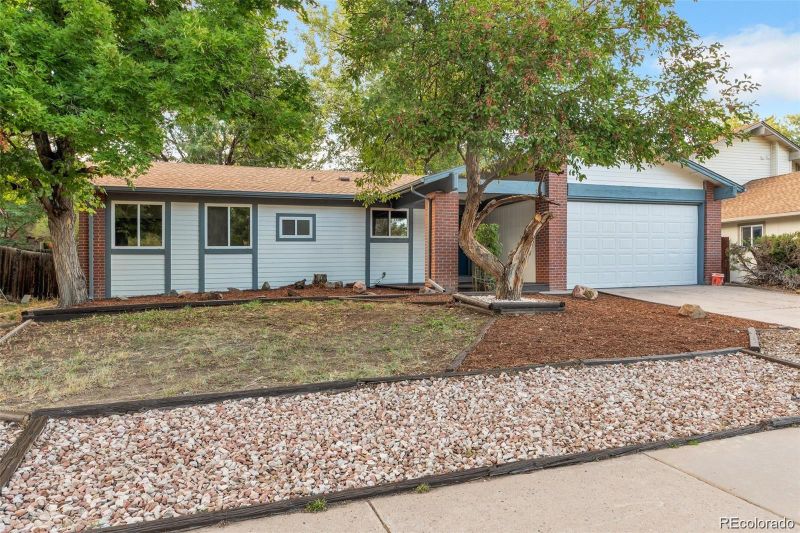 3754 S Mission Pw, Aurora, CO 80013