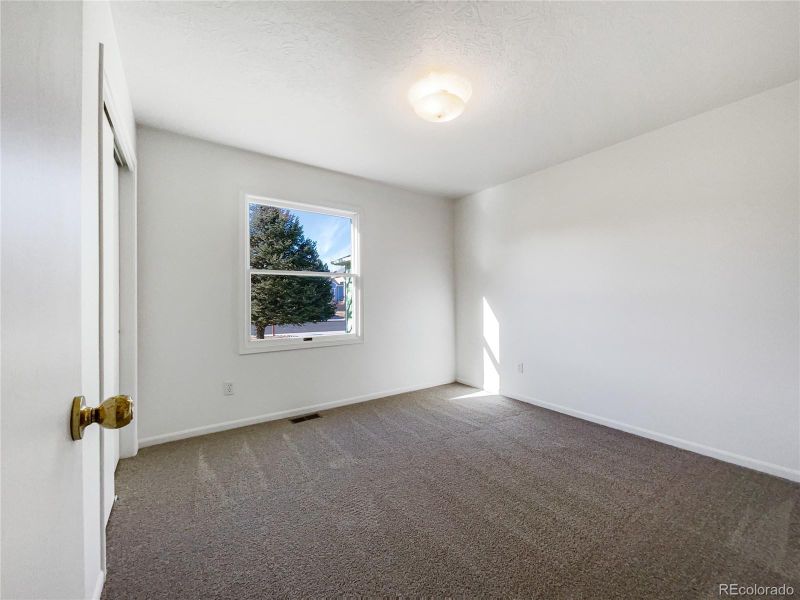 304 N 44th Avenue Ct, Greeley, CO 80634