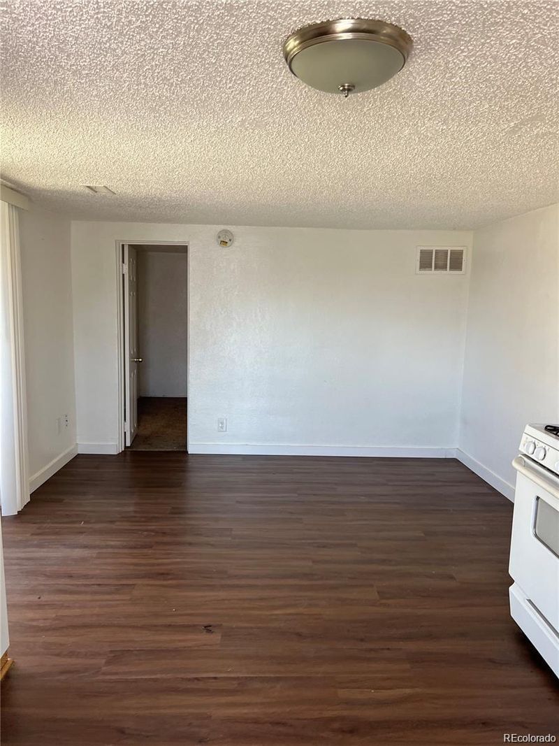 10115 E 23rd Ave, Aurora, CO 80010