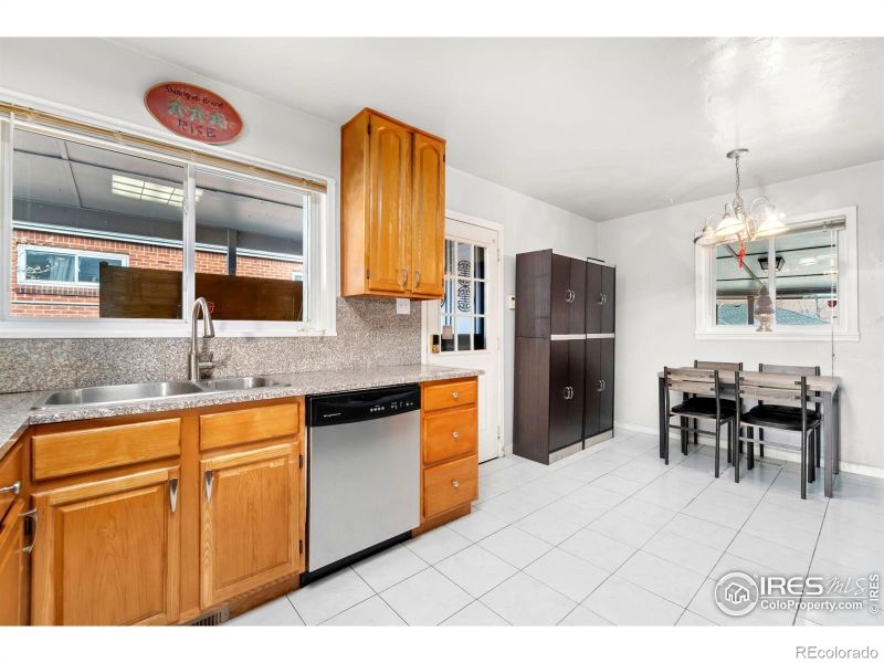 9290 Gaylord St, Thornton, CO 80229