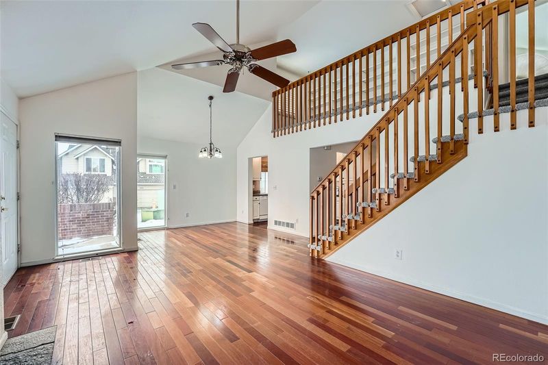 2121 S Troy Way, Aurora, CO 80014