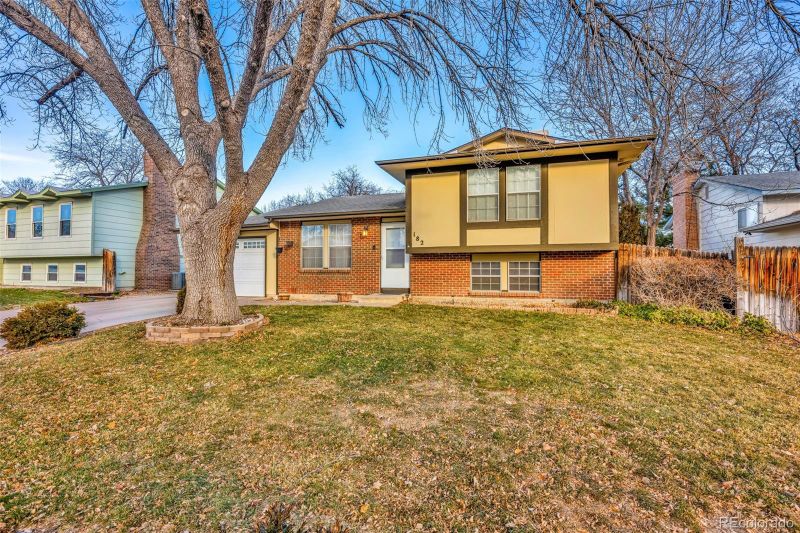 182 Regency Blvd, Pueblo, CO 81005