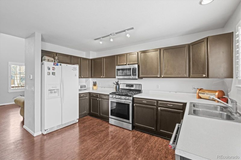951 Timbervale Trl, Highlands Ranch, CO 80129