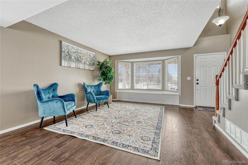 206 Oxbow Dr, Monument, CO 80132