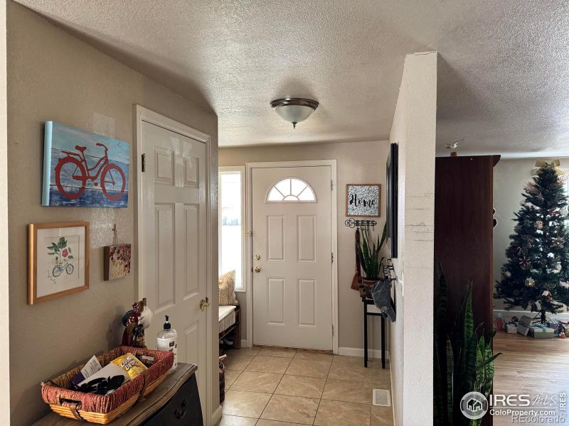 1208 Linden St, Longmont, CO 80501
