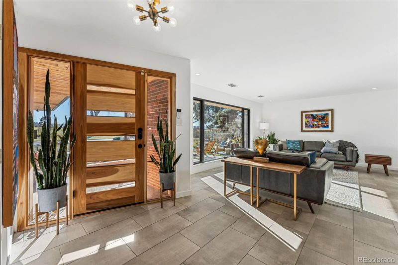 3739 E 26th Avenue Pw, Denver, CO 80205