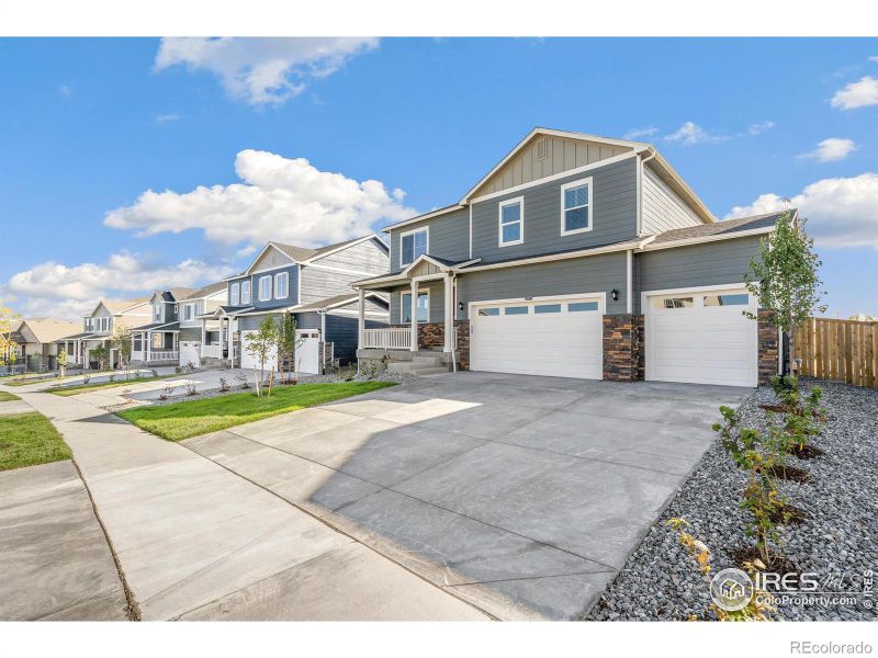 4205 Sandstone Dr, Mead, CO 80504