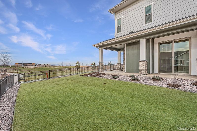27413 E 1st Pl, Aurora, CO 80018