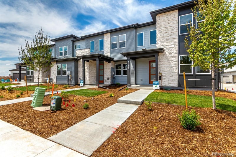 5785 N Jericho Way, Aurora, CO 80019