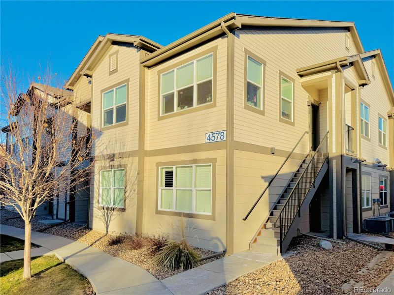 4578 Copeland Cir #104, Highlands Ranch, CO 80126
