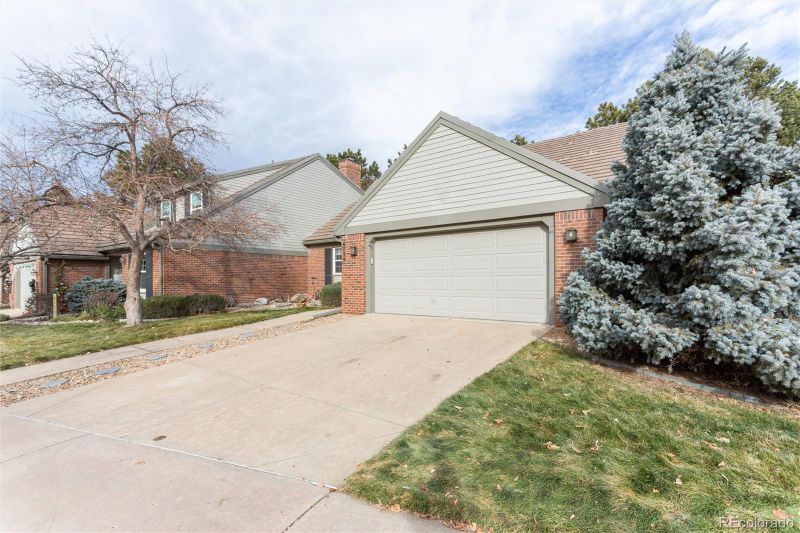 6029 E Briarwood Dr, Centennial, CO 80112