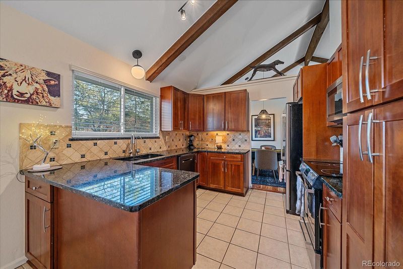 7744 S Oneida Ct, Centennial, CO 80112