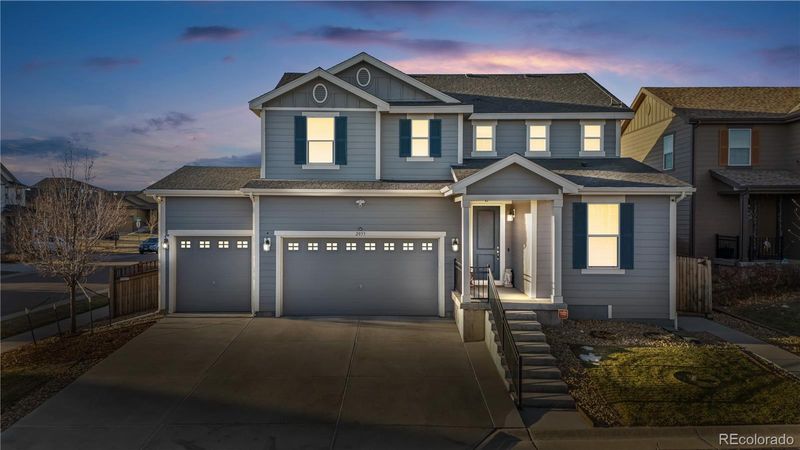 2053 S Cathay Way, Aurora, CO 80013