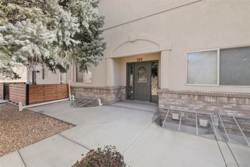 722 Elm Cir, Golden, CO 80401