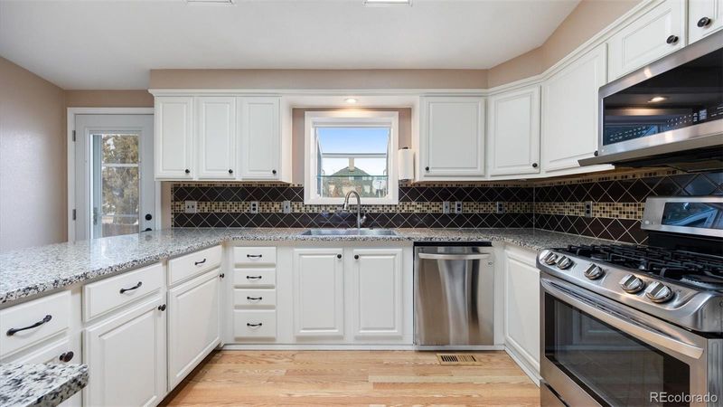 201 E Maple St, Elizabeth, CO 80107