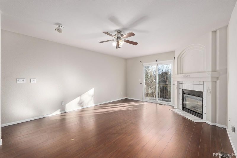12020 E Hoye Dr, Aurora, CO 80012