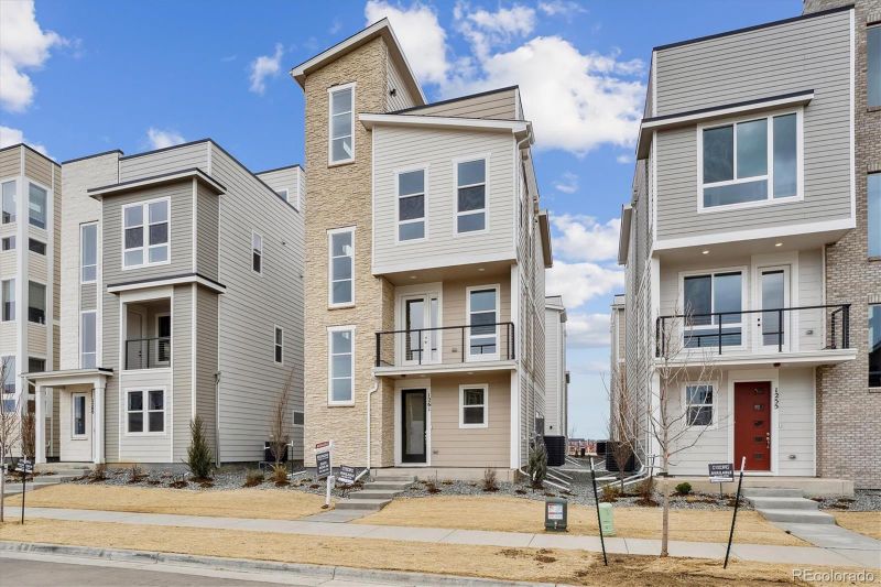 1261 Penner Dr, Erie, CO 80026