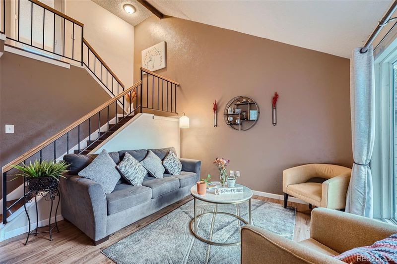 7814 Club Crest Dr, Arvada, CO 80005