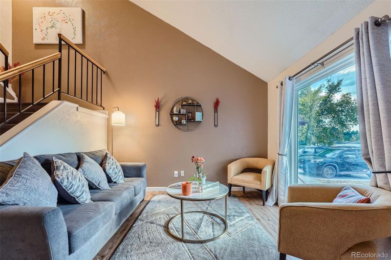 7814 Club Crest Dr, Arvada, CO 80005