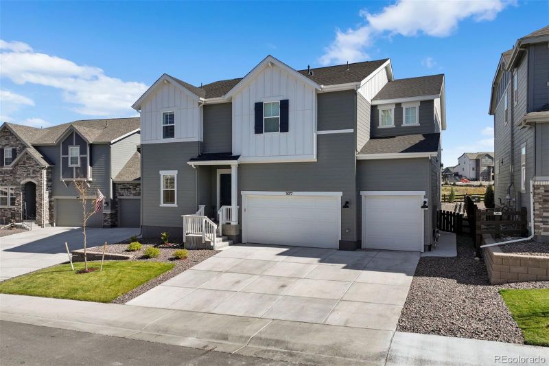 3077 Carabiner St, Castle Rock, CO 80108