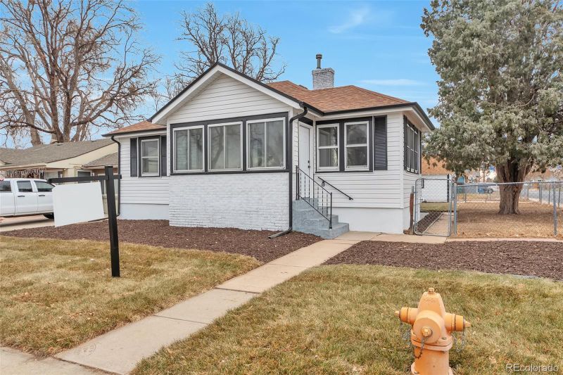 2300 Galena St, Aurora, CO 80010