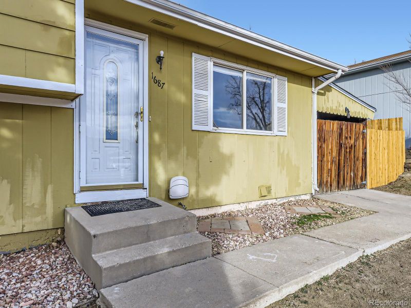 1687 E 83rd Ave, Denver, CO 80229
