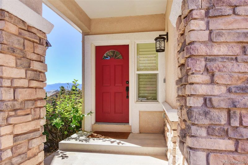 9518 Orchard Park Trl, Colorado Springs, CO 80920