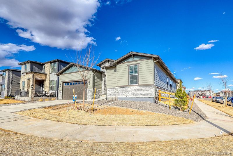 3818 N Buchanon Way, Aurora, CO 80019