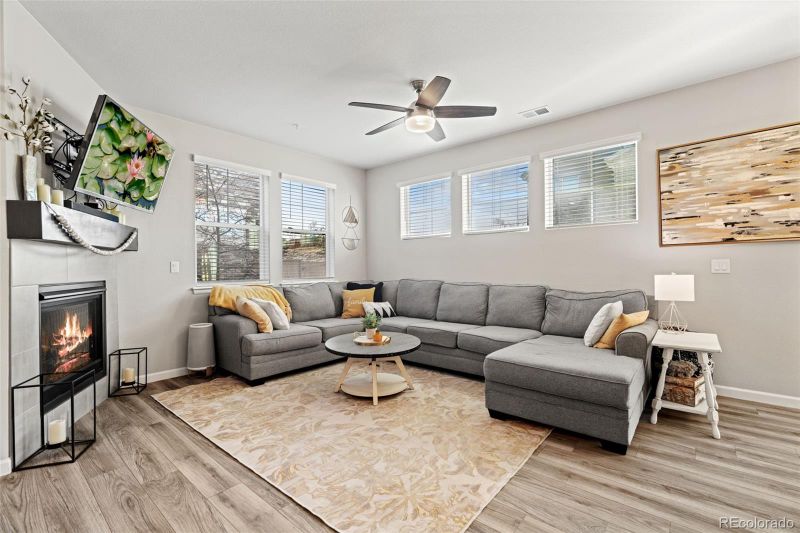 24846 E Calhoun Pl #B, Aurora, CO 80016